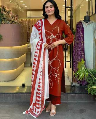 Beautiful jaipuri a brick red floral embroidered straight kurta pant set 2