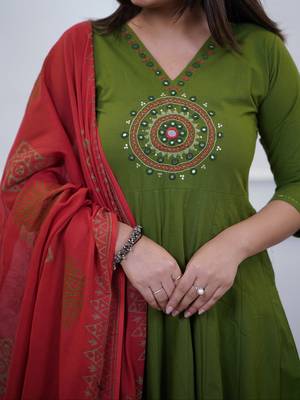 Beautiful jaipuri a green colored cotton anarkali kurta set 3