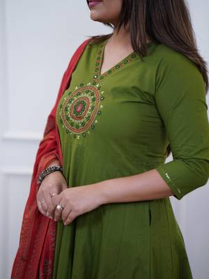 Beautiful jaipuri a green colored cotton anarkali kurta set 4