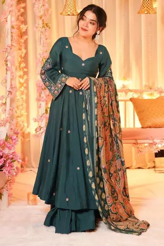 Green chanderi silk sequin v-neck sharara set with printed silk dupatta