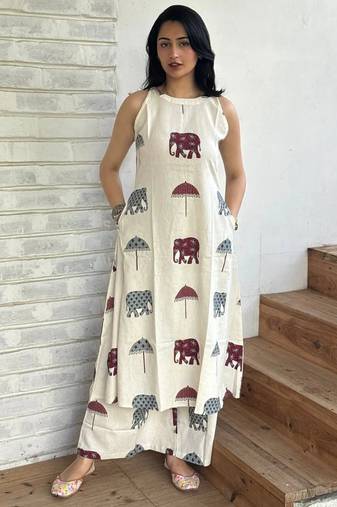 Beautiful jaipuri off-white a-line maroon and grey elephant and umbrella block prints kurta with wide leg palazzos.