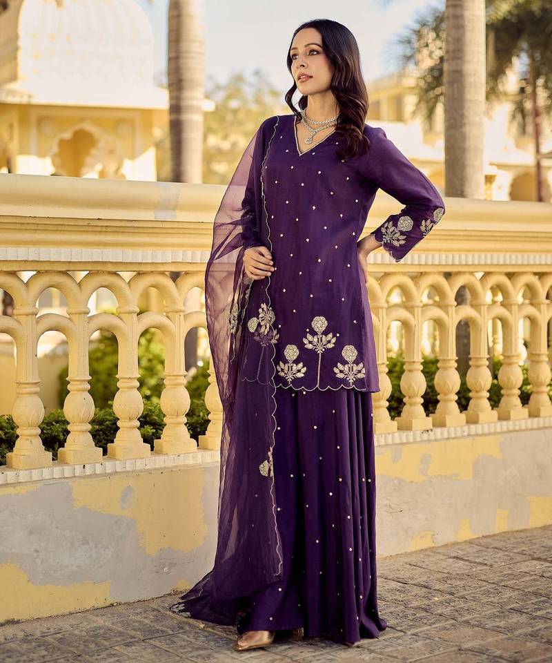 Purple chanderi silk sequin v-neck kurta set with embroidered organza dupatta