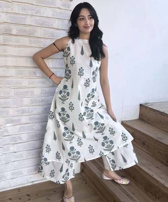 Beautiful jaipuri a white leaf & floral-printed a-line kurta with palazzo set. 2