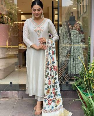 White chanderi silk sequin v-neck sharara set with printed satin silk dupatta 2