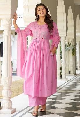 Beautiful jaipuri elegant embroidered anarkali pink kurta set with dupatta 3