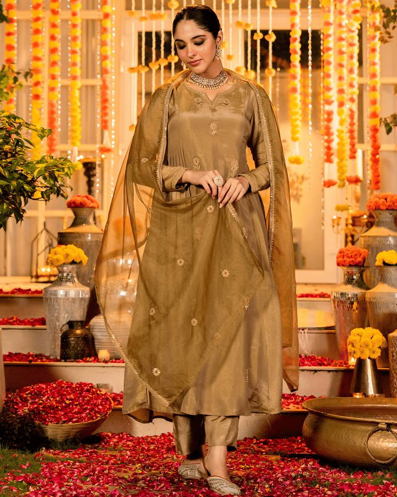 Gold shimmer chanderi silk sequin v-neck kurta set with embroidered organza dupatta