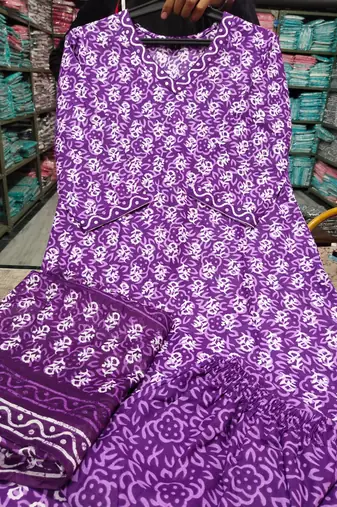 Beautiful jaipuri a purple floral-printed straight kurta set