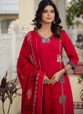 Beautiful jaipuri a red cotton straight kurta set adorned with traditional patch work and hand katha work. 3