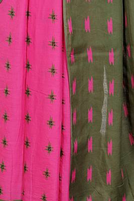 Floral printed cotton ethnic saree for woman 4