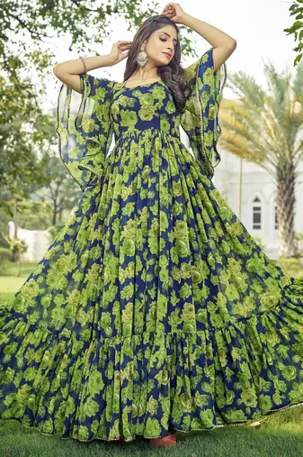 Women green floral print georgette fit & flare gown