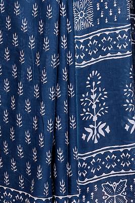 Floral printed  cotton ethnic saree for woman 4