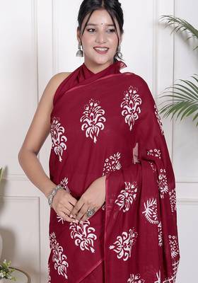 Floral printed cotton ethnic saree for woman 3
