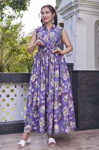 Women purple all-over floral print poly cotton fit & flare gown