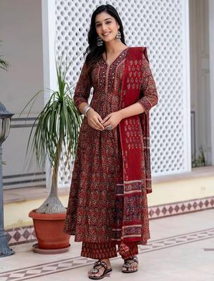 Blood red cotton printed printed suit set with duptta 3