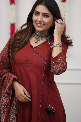 Blood red cotton printed tulip suit set