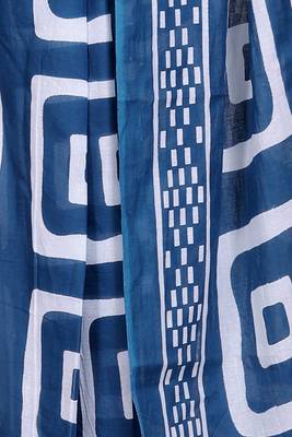 Floral printed cotton ethnic saree for woman 4