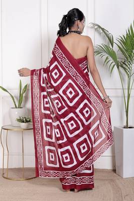 Floral printed cotton ethnic saree for woman 2