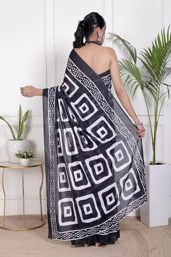 Floral printed  cotton ethnic saree for woman