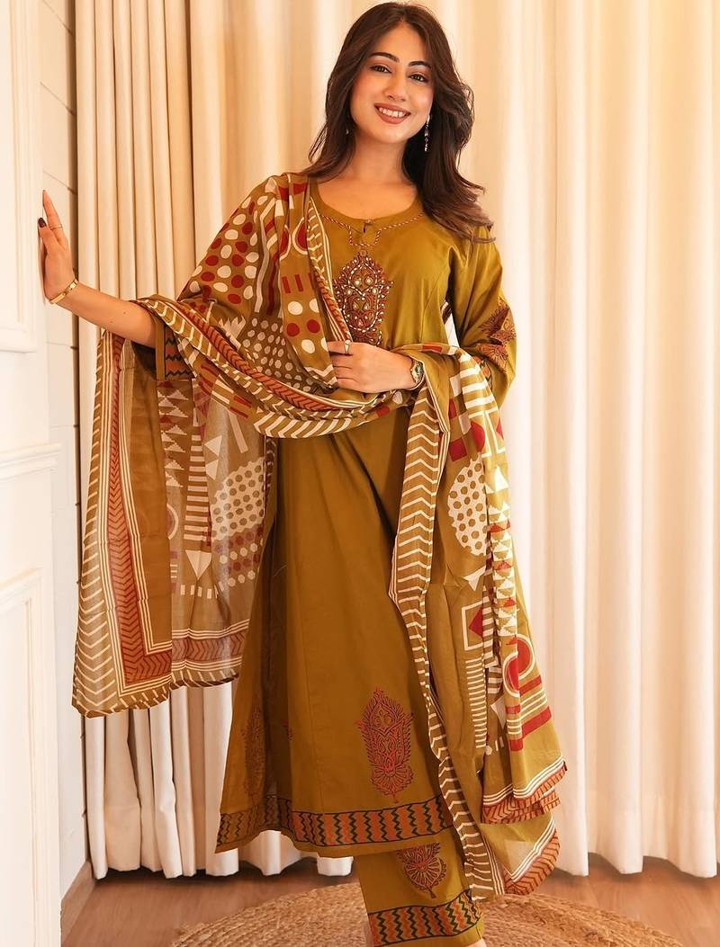 Dark yellow cotton printed printed suit set