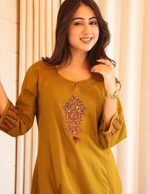 Dark yellow cotton printed printed suit set 3