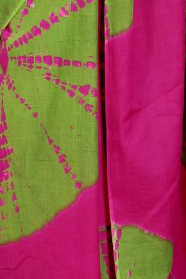 Tie die printed cotton ethnic saree for woman 4
