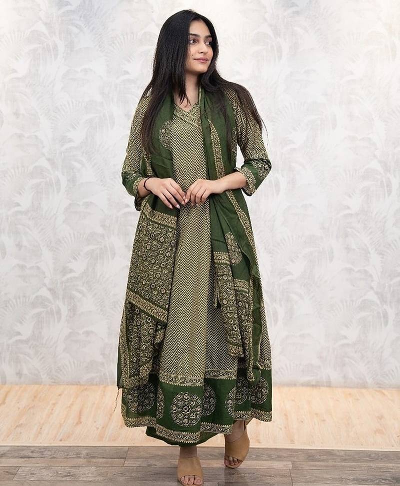 Dark green cotton printed printed anarkali
