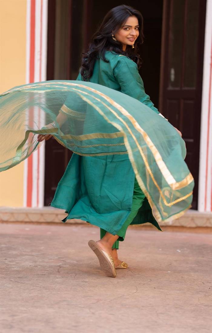 Turquoise silk embroidered suit set