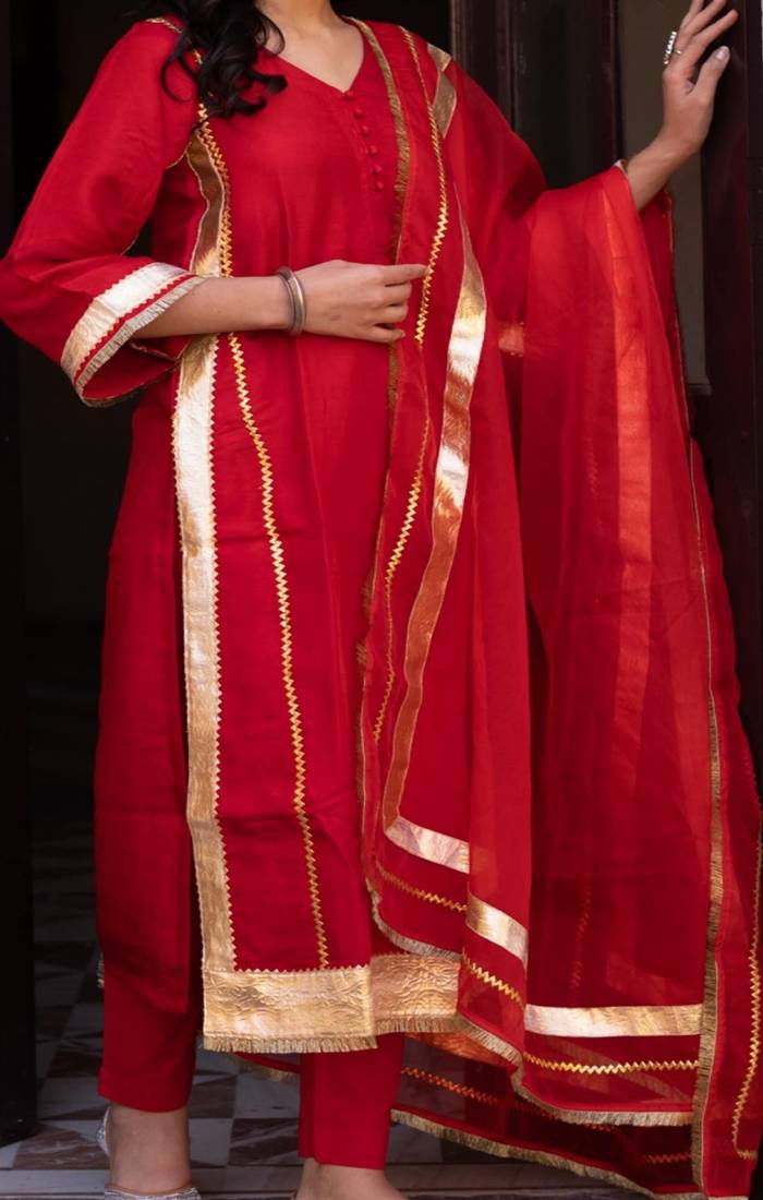 Blood red silk embroidered laffa suit set