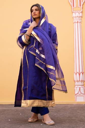 Blue silk embroidered laffa suit set