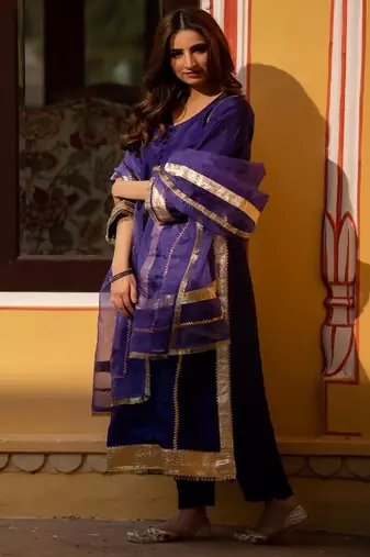 Blue silk embroidered laffa suit set