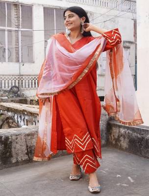 Light hot pink cotton silk embroidered kurta pant with duptta 1