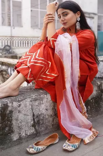 Light hot pink cotton silk embroidered kurta pant with duptta