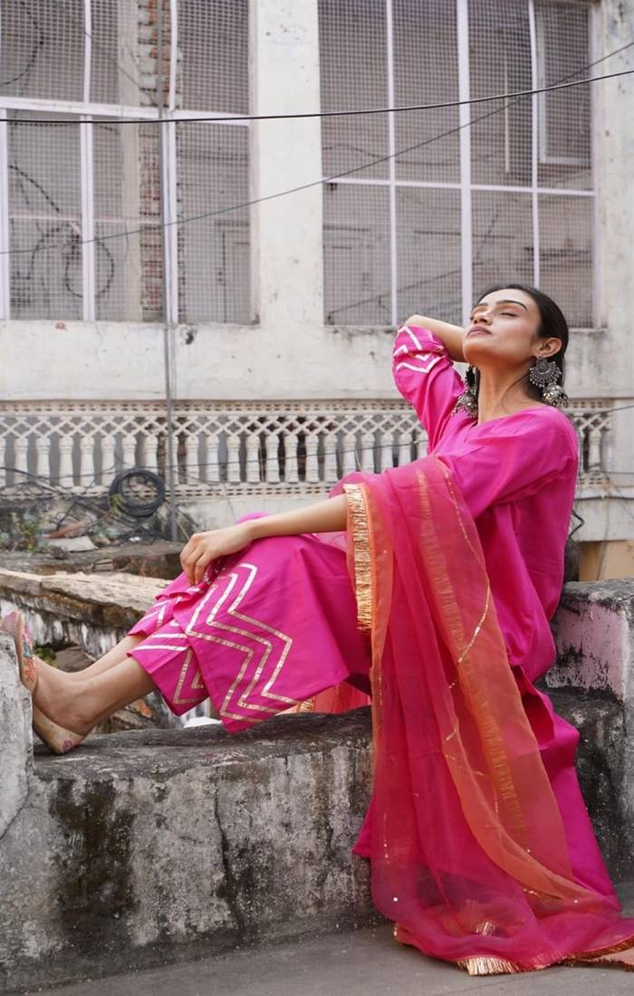 Light hot pink cotton silk embroidered kurta pant with duptta