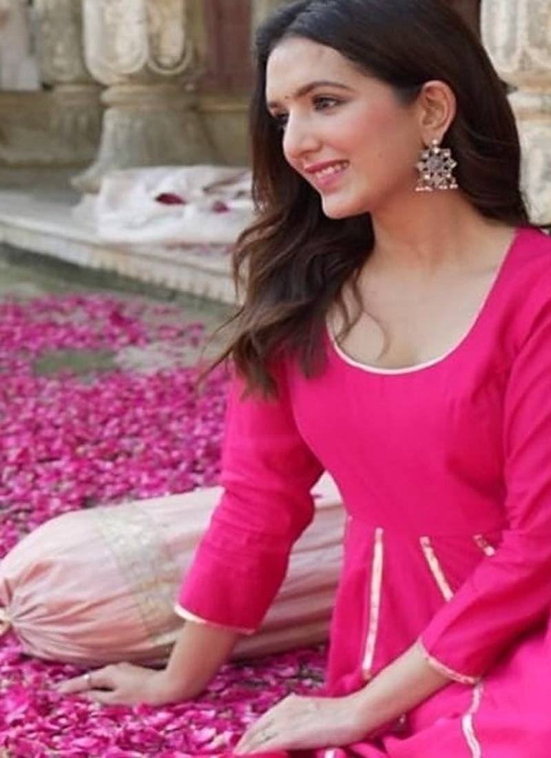 Magenta silk embroidered kurta pant with duptta