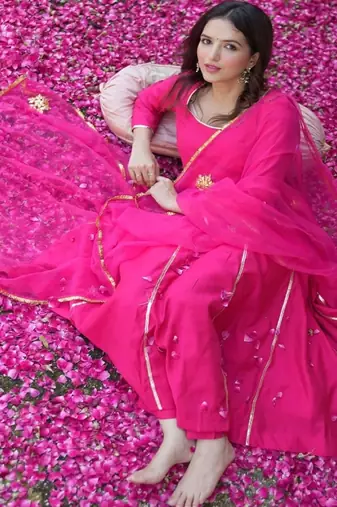 Magenta silk embroidered kurta pant with duptta