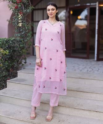 light pink cotton kurta set with embroidered work 1