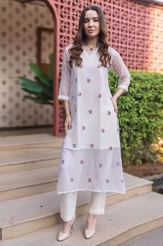 Off white embroidered cotton kurta set