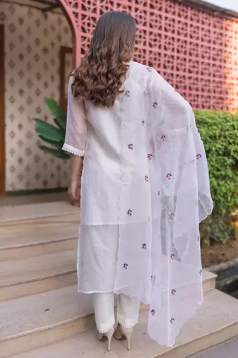 off white cotton kurta set with detailed embroidery