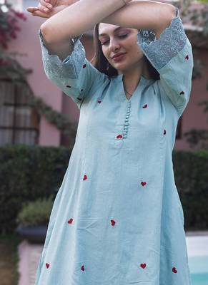 blue cotton straight suit set with embroidered work 3
