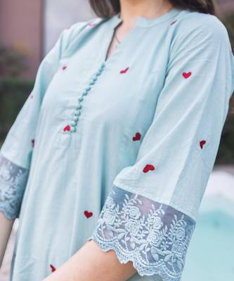 blue cotton straight suit set with embroidered work 4