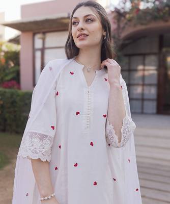 off white cotton kurta suit set with floral embroidery 2