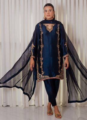 navy blue embroidered moti farshi salwar suit 2