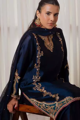 navy blue embroidered moti farshi salwar suit
