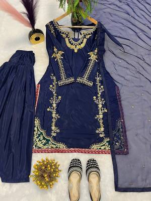 navy blue embroidered moti farshi salwar suit 4