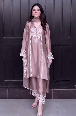 pink crepe farshi salwar suit with detailed embroidery 1