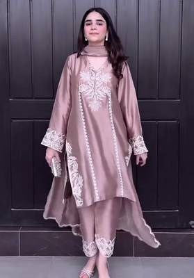pink crepe farshi salwar suit with detailed embroidery 2