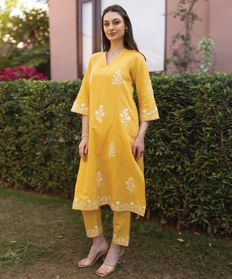 yellow linen straight kurta suit set with floral embroidery 3