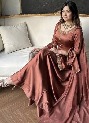 brown embroidered sequin crepe sharara set 2