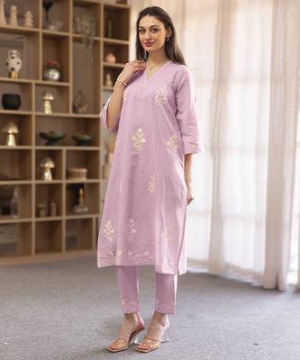lilac linen straight kurta suit set with thread embroidery 5