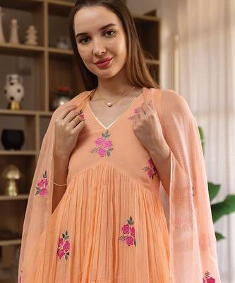 peach mul cotton anarkali set with floral embroidery 4